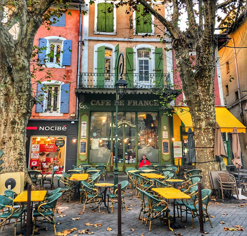 L'Isle-sur-la-Sorgue in autumn