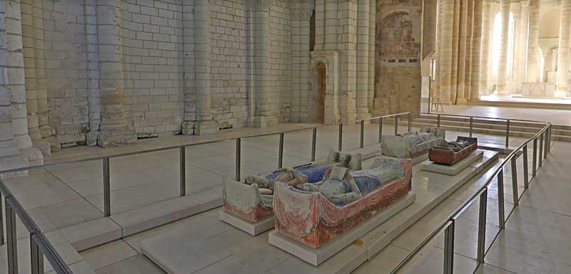 Effigy of Eleanor of Aquitaine at Fontevraud Abbey