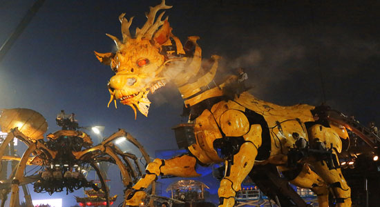 HiddenTemple-Show-Machines-at-Calais