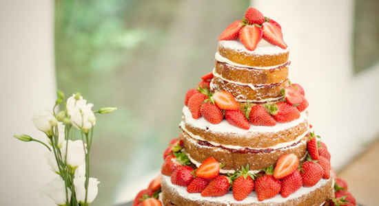 naked wedding cake french style